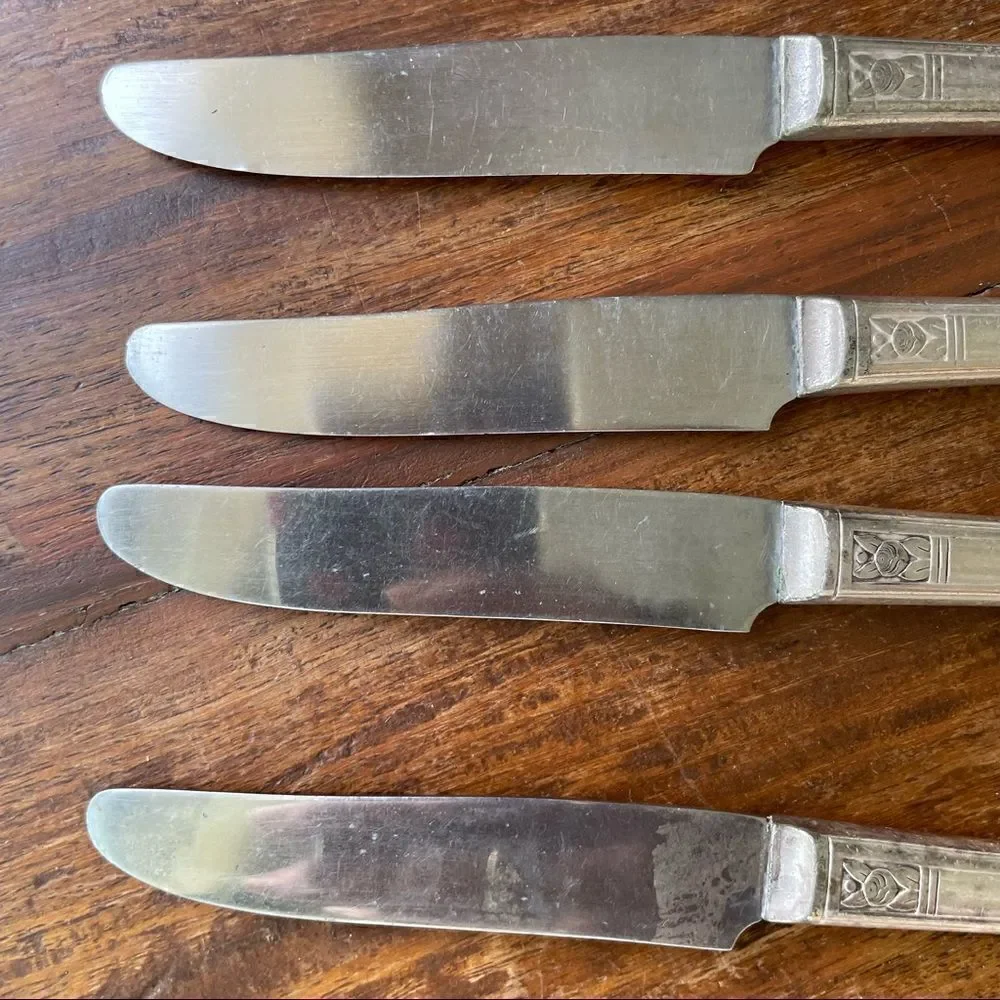 Lot of 4 Floral Pattern Knives 1938 Simeon L & George H Rogers Co. Silverplated